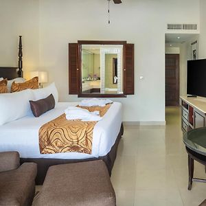 Premium King Room